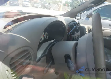 2003 Chrysler Town & Country Lxi z USA, uszkodzony, nr VIN 2C4GP54L33R274878